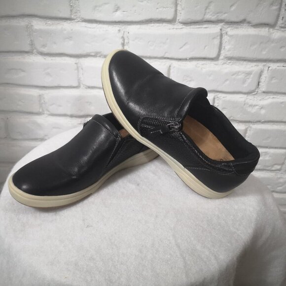 Earth Origins Ladies Size 6.5 Black with Side Zippers Cushioned Insole Loafers - Picture 1 of 8